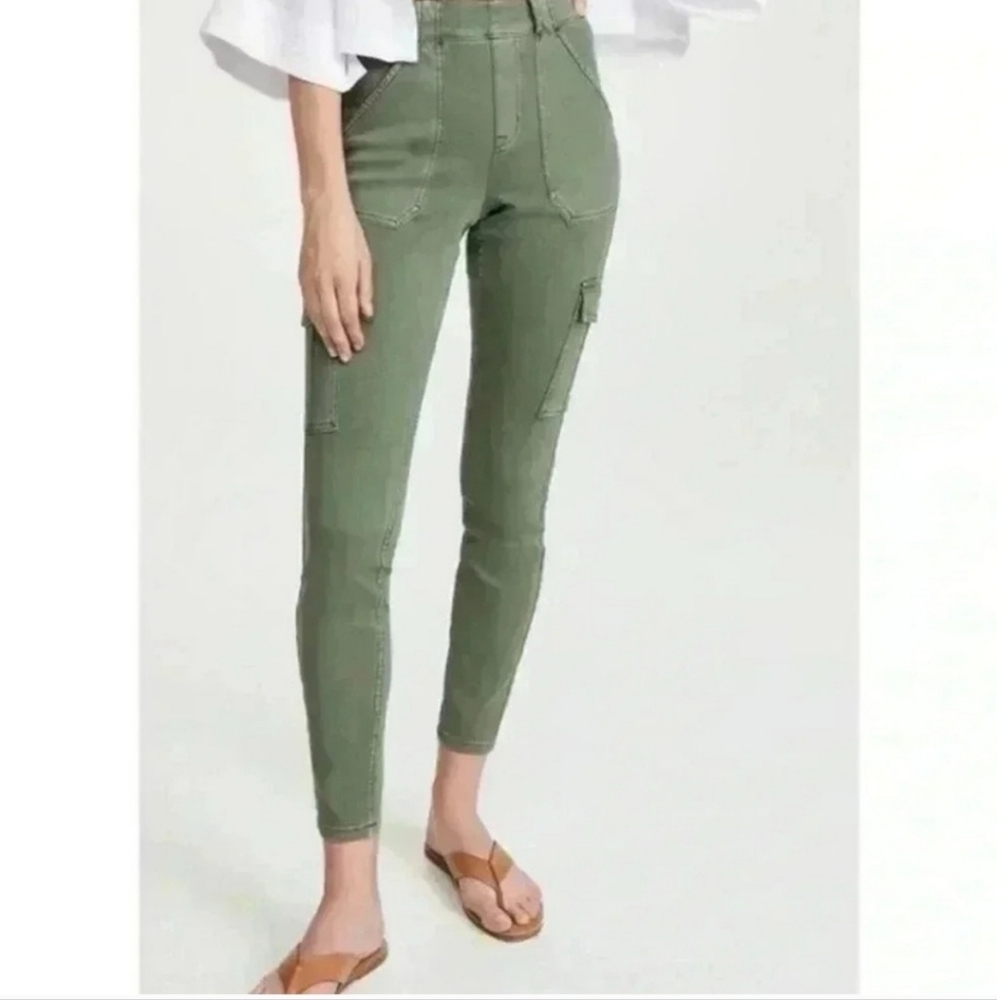 Spanx Twill Green Multipocket Cargo Pull On Pants… - image 1